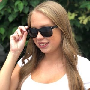 Meet your Posher, Megan